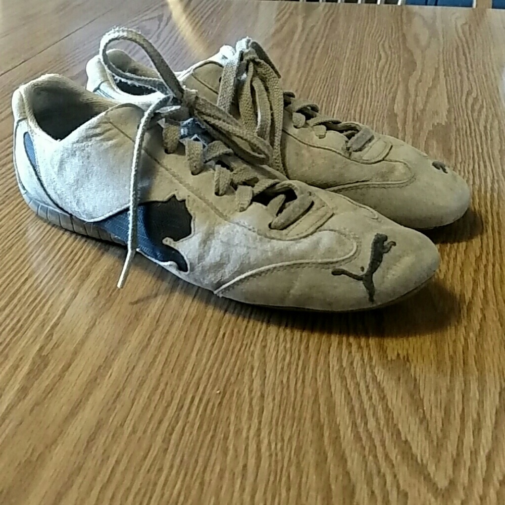 Tan  Suede Puma shoes